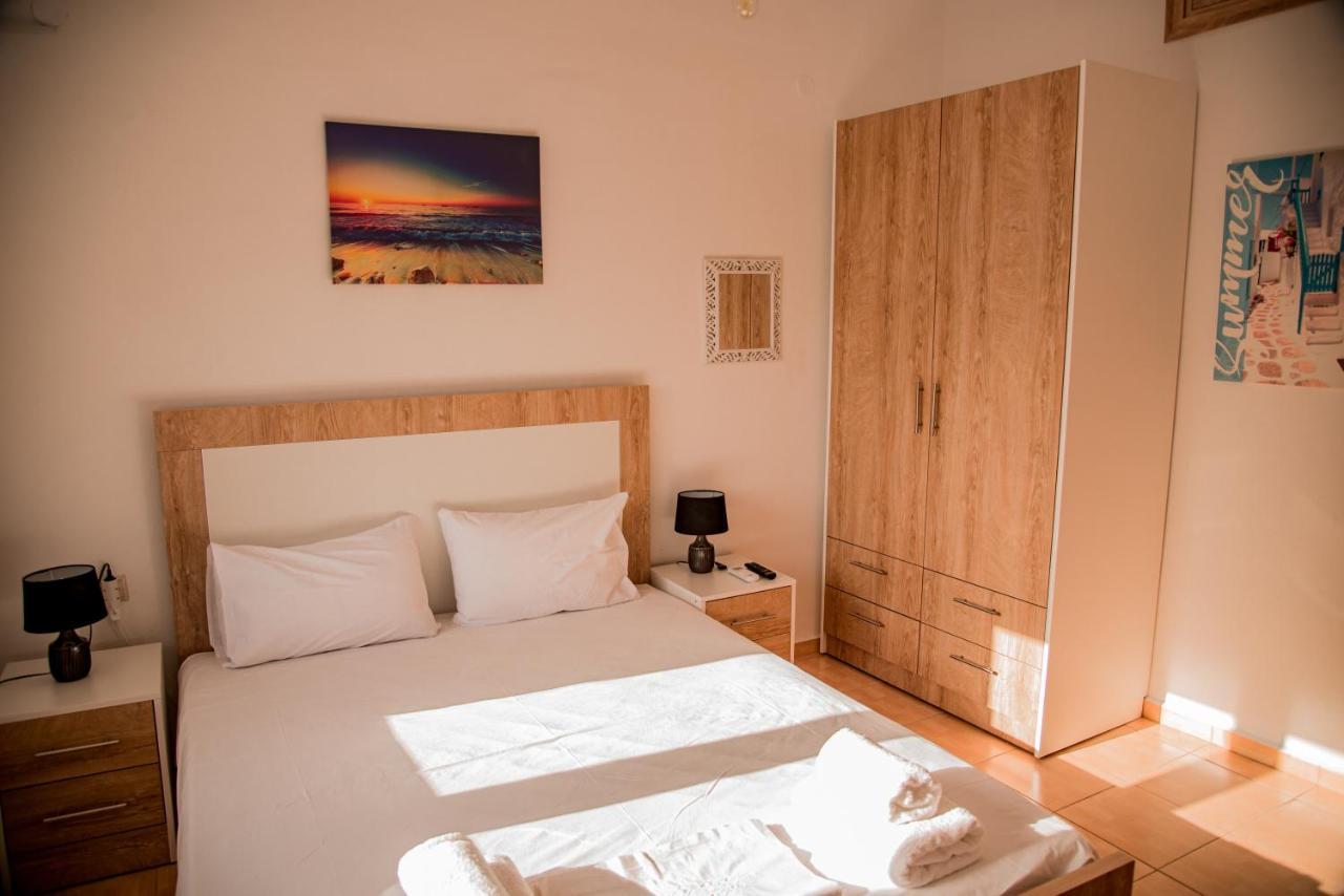 Athina Secret Apartments Adults Only Heraklion Exterior foto